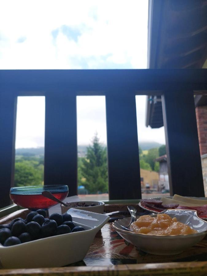 La Posada Del Canario Onís Buitenkant foto